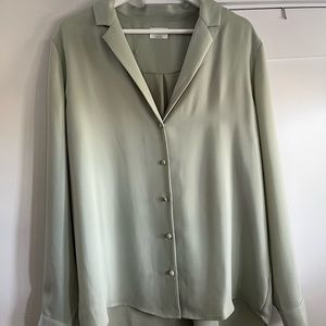 Sage green WILFRED tulum button up blouse Sz L - like new